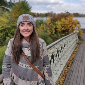 Meet your Posher, Kayla